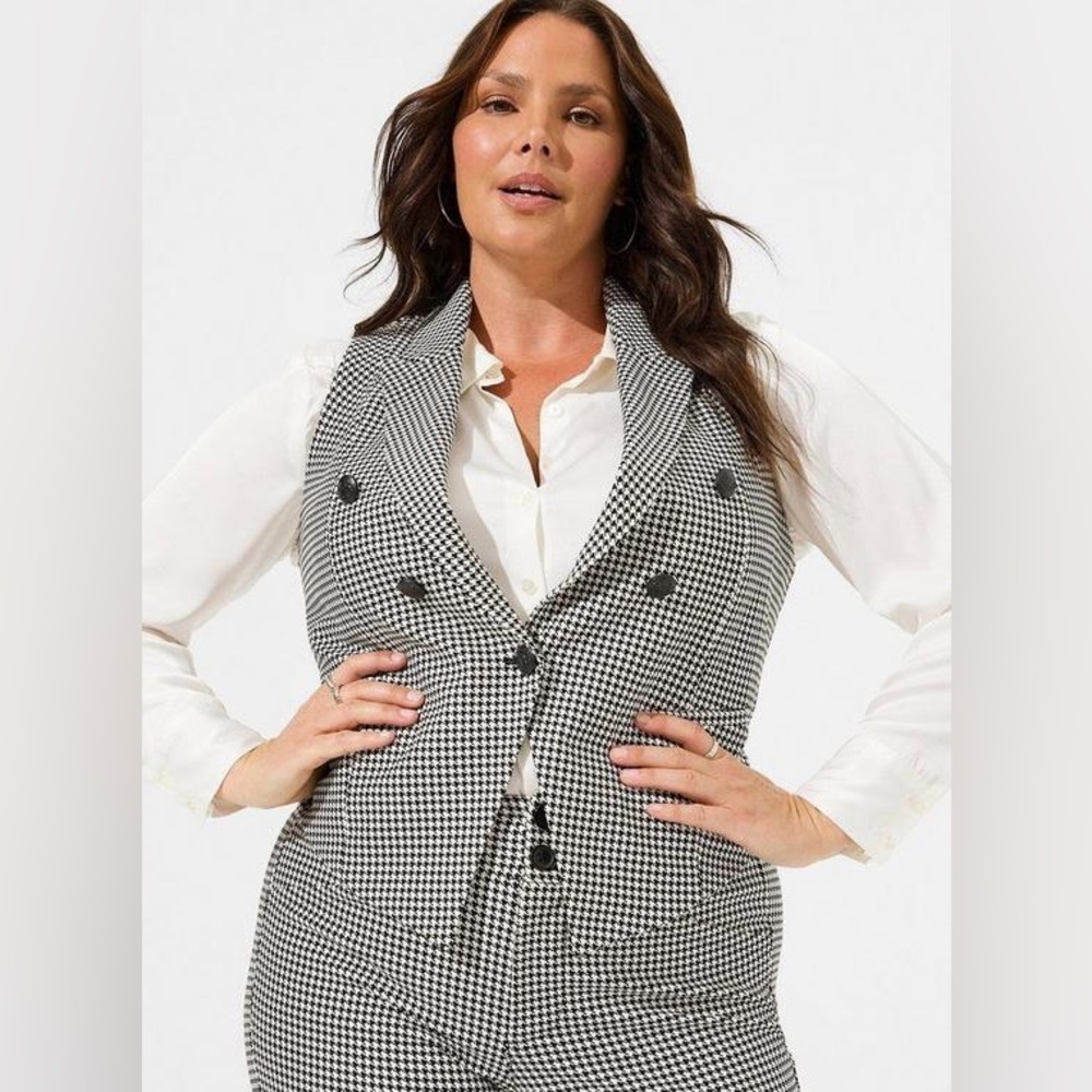 Torrid Studio Ponte Houndstooth Buttoned Tailored Suit Vest Size 1x